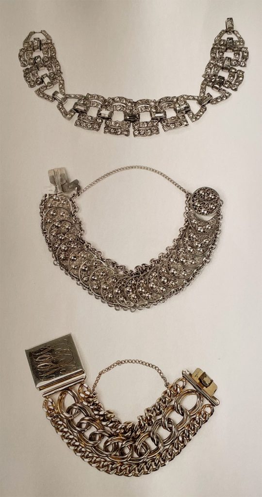 Conjunto de três pulseiras